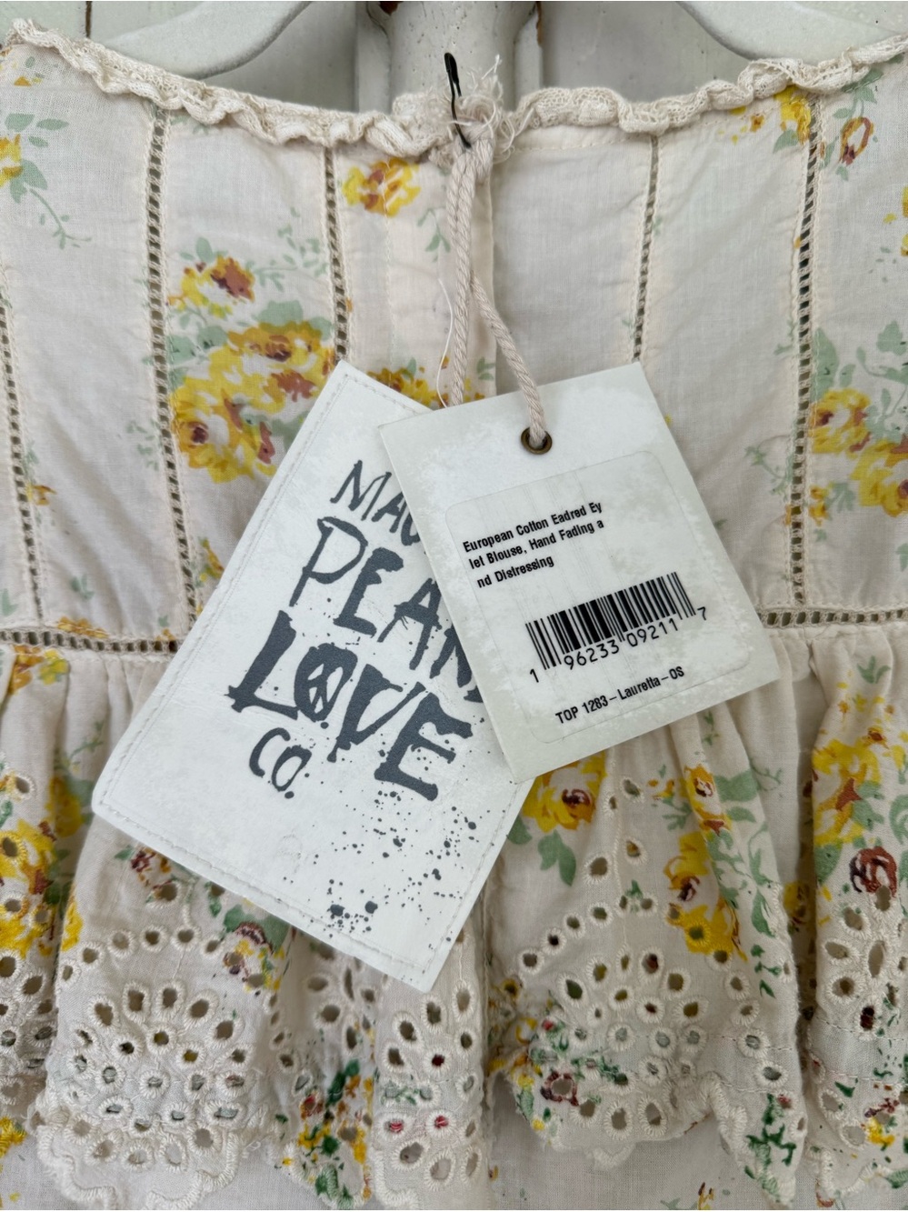 Magnolia Pearl Eyelet Eadred Blouse - Picture 10 of 10
